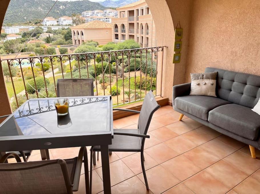 Joli Studio Tout Confort Proche Toutes Commodites Dans Residence Calme LʼÎle-Rousse Extérieur photo
