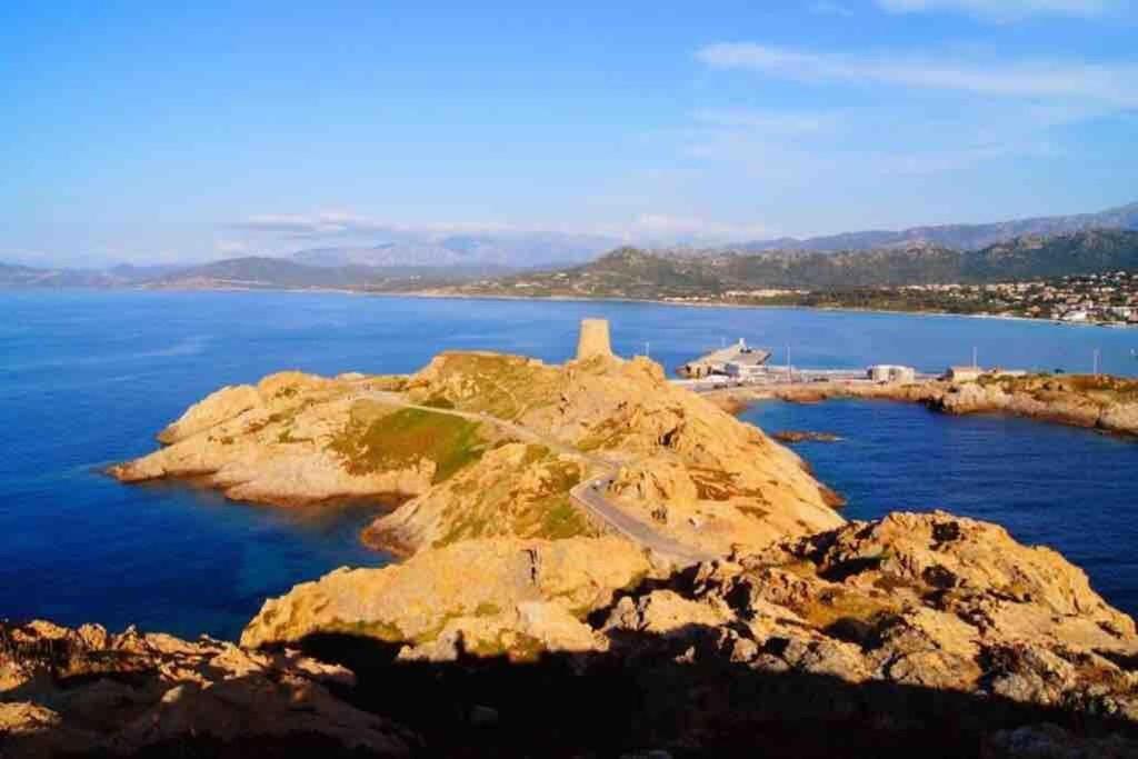 Joli Studio Tout Confort Proche Toutes Commodites Dans Residence Calme LʼÎle-Rousse Extérieur photo