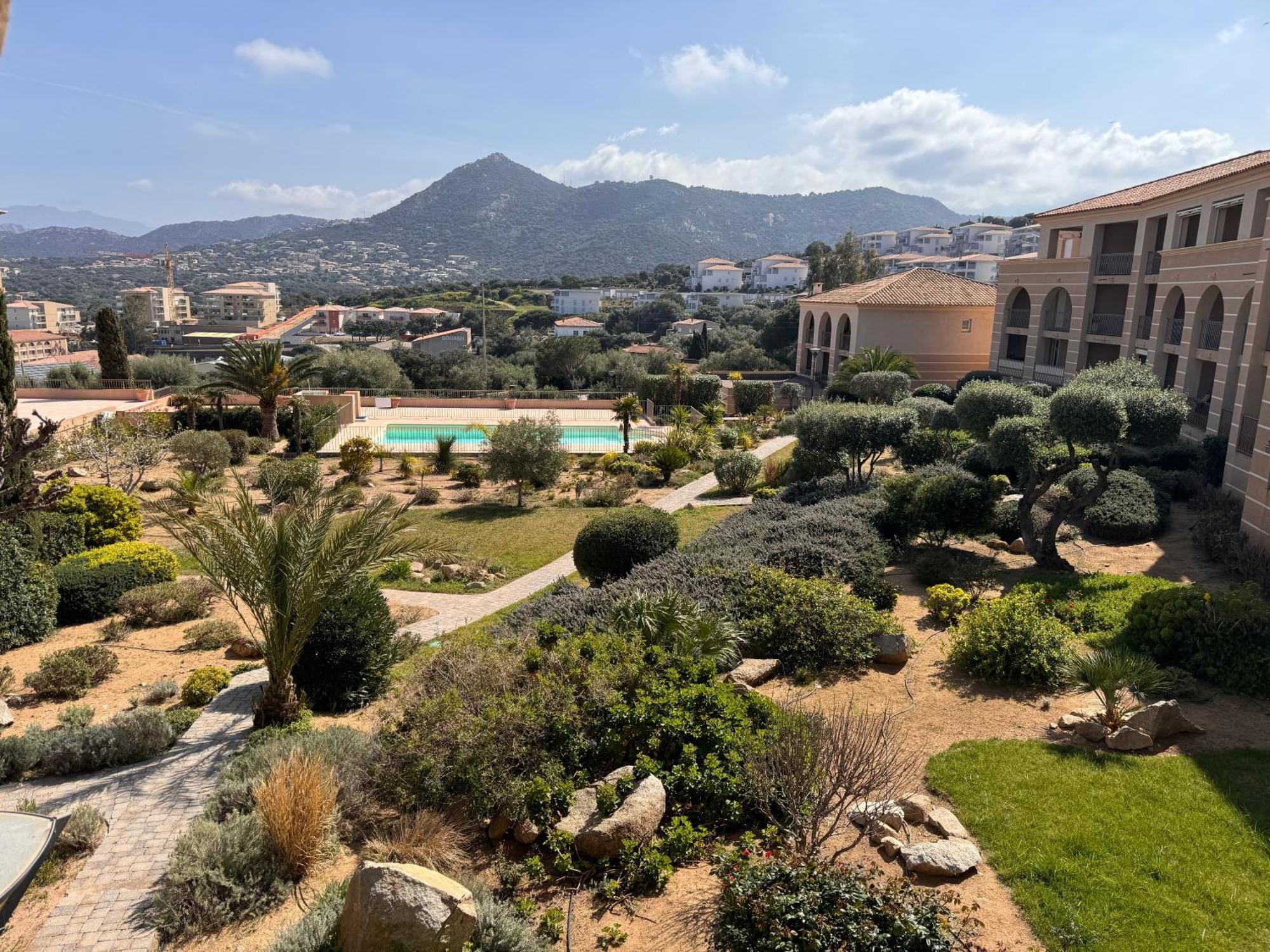 Joli Studio Tout Confort Proche Toutes Commodites Dans Residence Calme LʼÎle-Rousse Extérieur photo